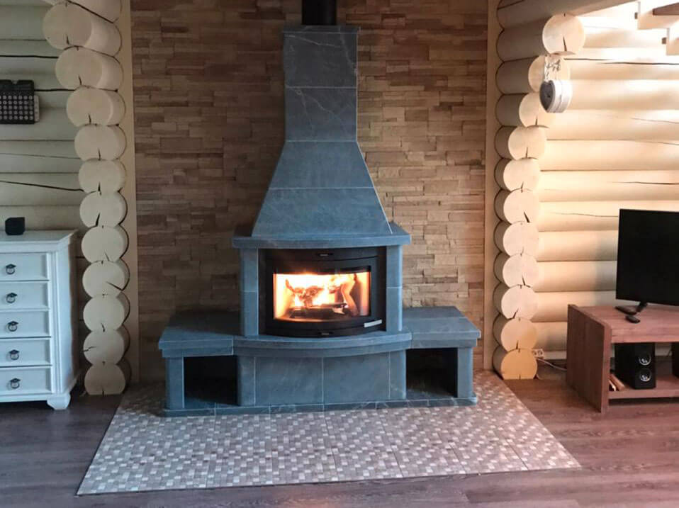 Каминная топка Jotul I 400 Panorama в облицовке